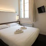 فندق Des Grands Hommes - Centre بوردو