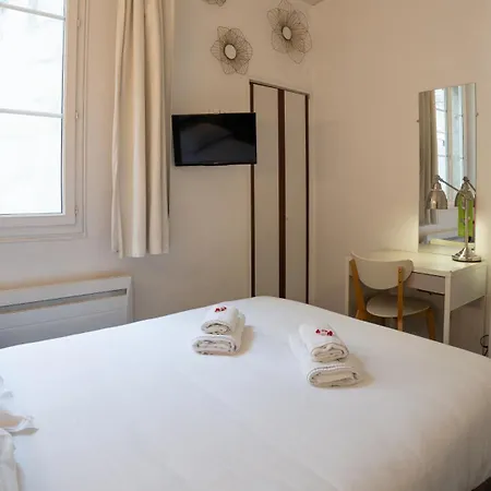 Des Grands Hommes - Centre Hotel 2*