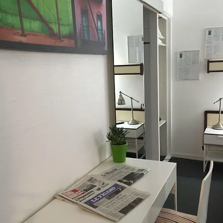 Hotel Des Grands Hommes - Centre 2*