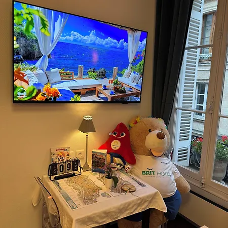 Hotel Des Grands Hommes - Centre