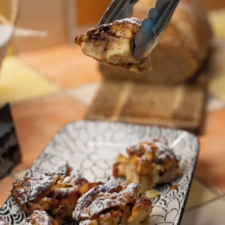 Des Grands Hommes - Centre 2*