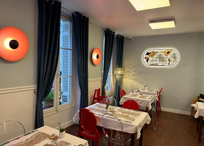 Brit Des Grands Hommes - Centre Hotel 2*