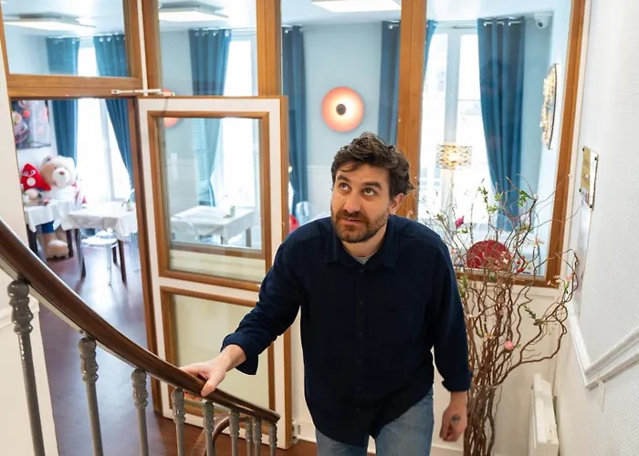 Hotel Brit Des Grands Hommes - Centre 2*