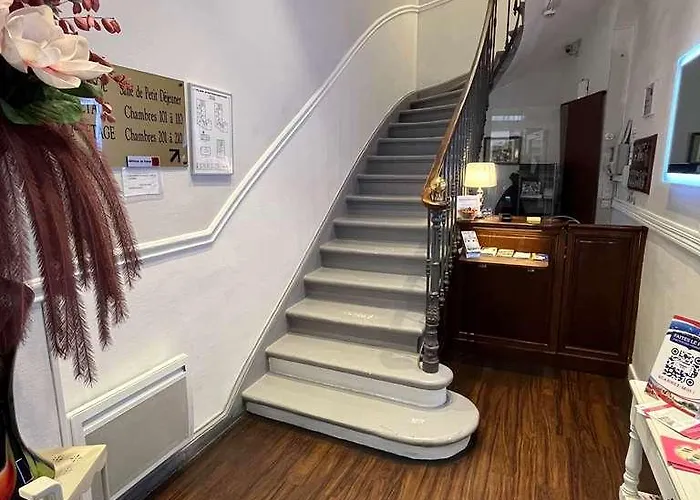 Brit Des Grands Hommes - Centre Bordeaux