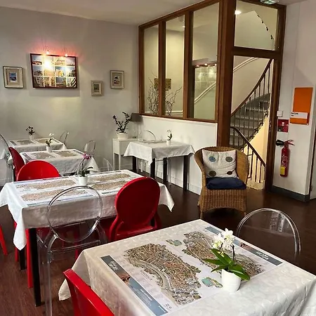 Hotel Brit Des Grands Hommes - Centre Bordeaux