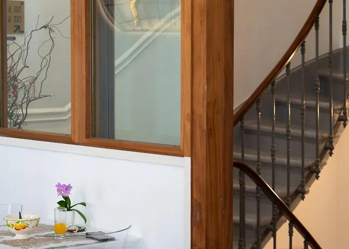 Hotel Brit Des Grands Hommes - Centre Bordeaux