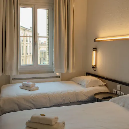 Des Grands Hommes - Centre Hotel