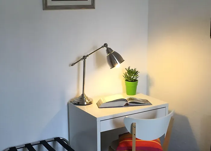 Des Grands Hommes - Centre